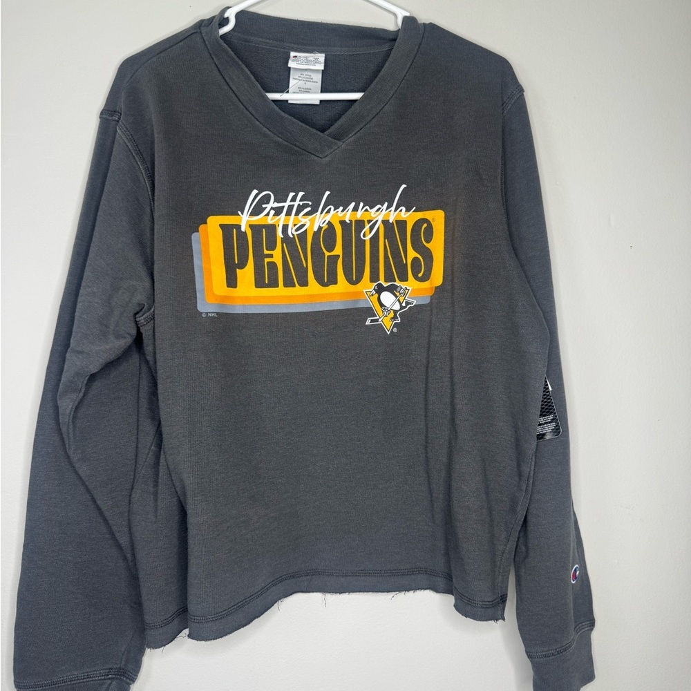 Champion womens Pittsburgh Penguins Charcoal Sweatshirt